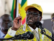No aniversário de Mugabe, presidente do Zimbábue, vai comer-se elefante, leão e impala
