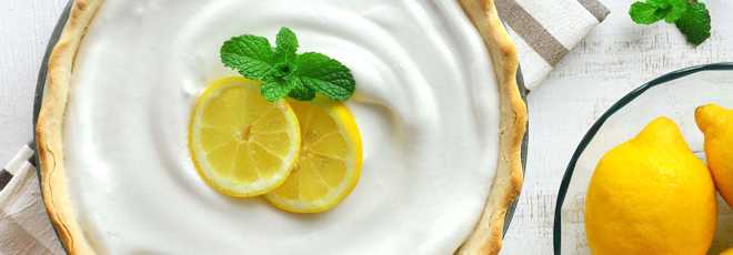 Torta de limão com merengue