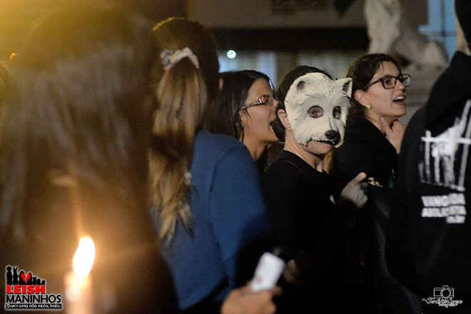 Defensores dos animais protestam contra ameaça de extermínio de 300 cães em Porto Alegre, RS