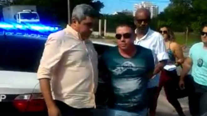 Suspeito de tentar estuprar a filha e matar cachorro que a defendeu é preso no Rio