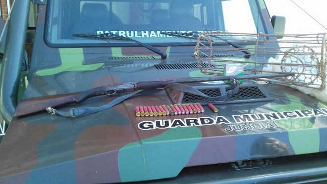 Guarda apreende armadilha e arma para caça de animais na Serra do Japi, SP