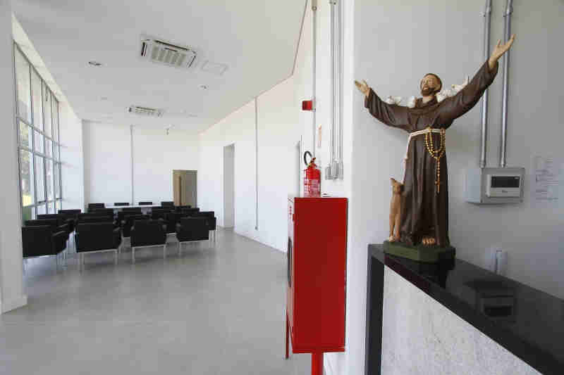 Previsão é de que hospital veterinário público abra em janeiro em Porto Alegre, RS