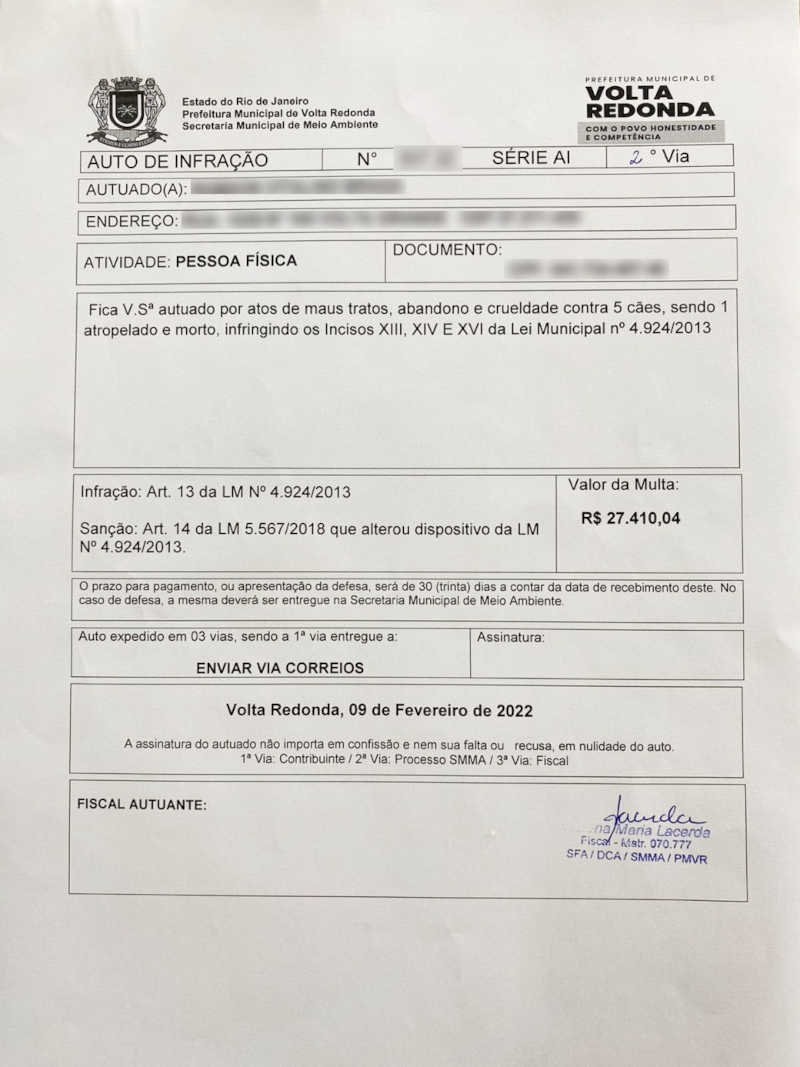 Volta Redonda (RJ): homem que abandonou cães na Rodovia do Contorno é multado em R$ 27 mil