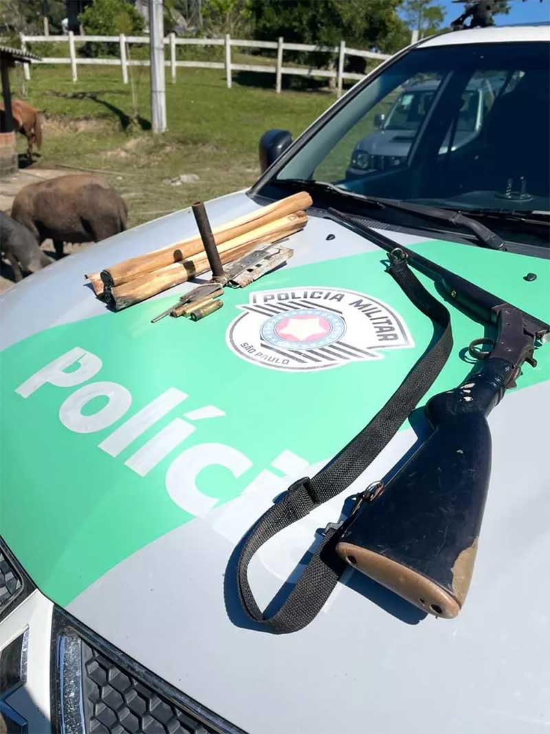 Arma de fogo, ‘canhãozinho’ e armadilhas usadas para a caça ilegal de animais silvestres são apreendidas no interior de SP