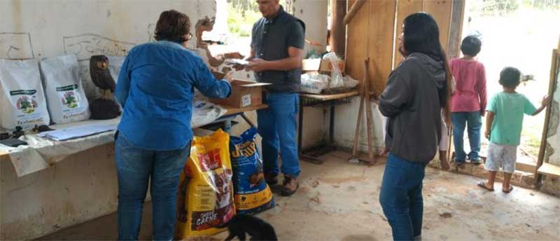 Cempra verifica situação dos cães das aldeias indígenas no RS