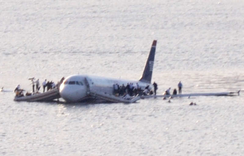 O acidente com o voo 1549 da US Airways, em 2009, foi contado no filme “Sully”