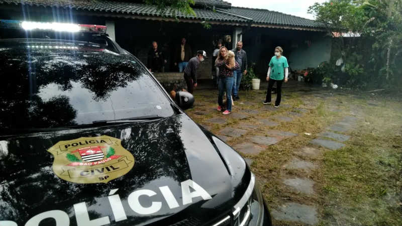 Polícia resgata mais de 30 animais em situação de maus-tratos em São José dos Campos, SP