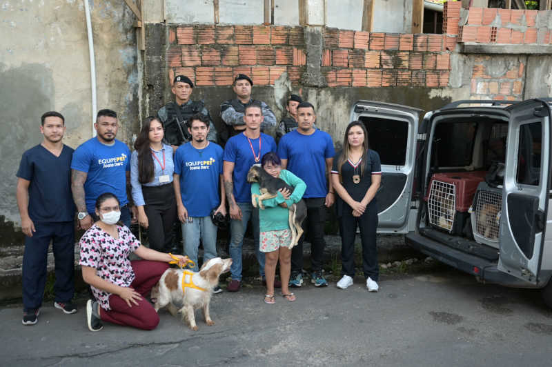 Comércio ilegal de animais: Joana Darc desmonta canil clandestino em Manaus