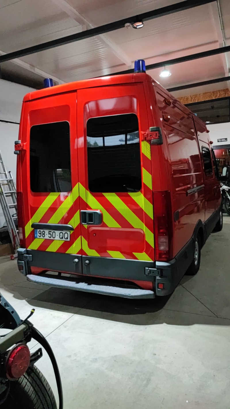 A Ambulância Animal é criada em parceria com os Bombeiros Voluntários de Camarate.