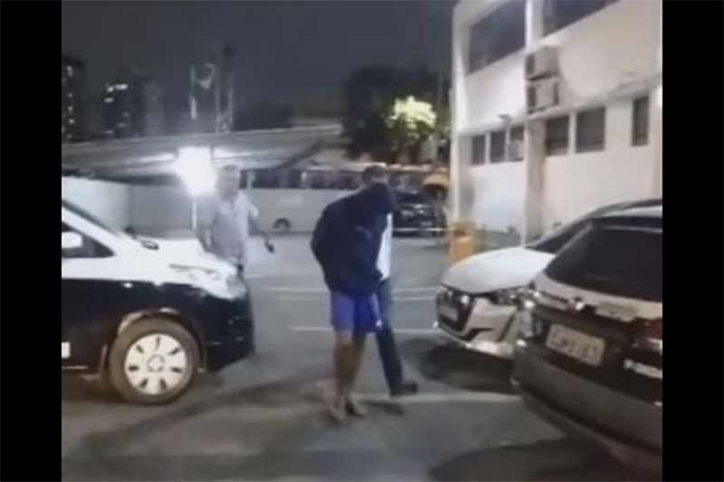 Polícia Civil prende homem suspeito de enforcar cão em Osasco, SP