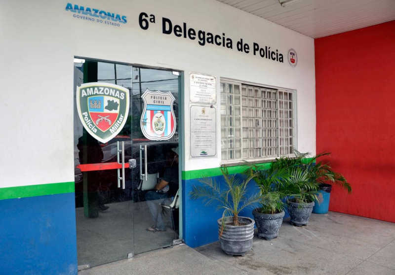 Idoso é preso em flagrante por cometer zoofilia contra dez cadelas, no bairro Cidade Nova, em Manaus