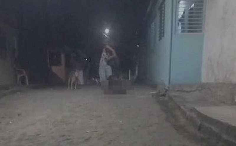 Homem que aparece em vídeo matando cachorro em Cajueiro (AL) ganha liberdade