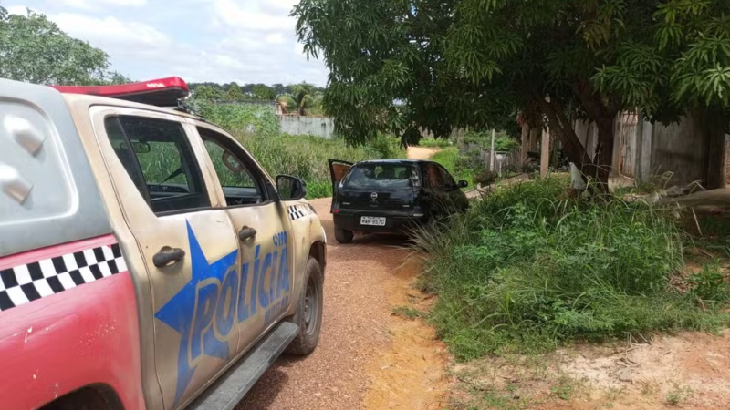 Em Paragominas (PA), homem é preso pela polícia depois de arrastar cachorro na traseira de carro